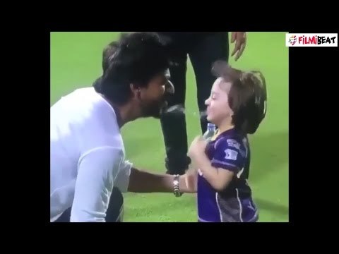 Shahrukh Khan’s son Abram spits water on him, watch video | filmibeat