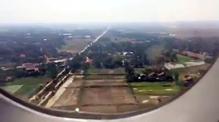 A321 Kamboçya'da Kuyruk Sürttü, Yolcu Kamerasına Yakaladı
