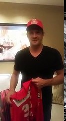 Shane Watson offers his Islamabad United shirt, cap, bag for auction