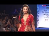 Karishma Kapoor walks the ramp at Lakme Fashion Week, watch video | Filmibeat