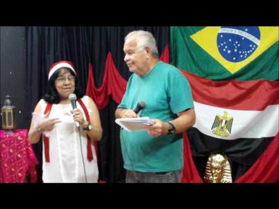 #51 Vilma de Fátima e Paulo Pimentel cantam 'Amiga' no Café com Poesia em 17-12-2016