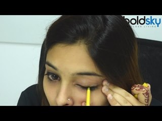 How to apply Eyeliner using a Roll-on Kajal; Watch Tutorial |Boldsky