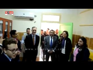 بالفيديو.. السفير الأمريكي ومحافظ الأقصر فى جولة الـ6 ساعات على مشروعات المعونة الأمريكية