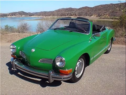 Video per bambini in italiano. Impara i colori. Robocar Poli e Orbeez balls