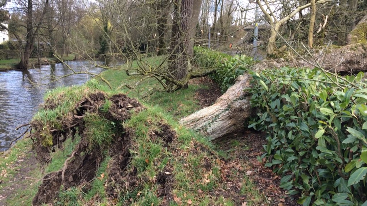 Le vent a soufflé fort à Châteaubriant en cette matinée du lundi 6 mars 2017