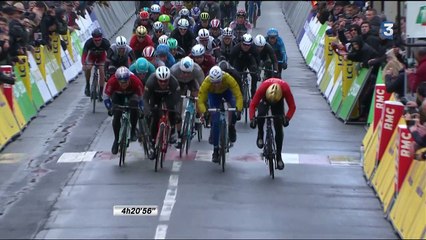 Paris-Nice (2e étape) : la victoire au sprint de Sonny Colbrelli