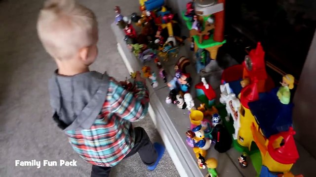 First Baseball Game & Last Minute Disneyland Trip _ Mommy Monday-DSIqMMaw1wc