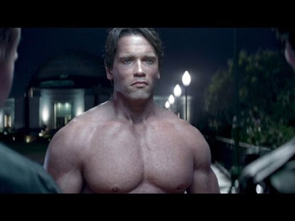 "Donne moi tes fringues" TERMINATOR Genisys - EXTRAIT VF