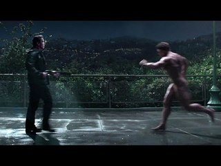 "Le T-800 affronte le T800" TERMINATOR GENISYS Extrait
