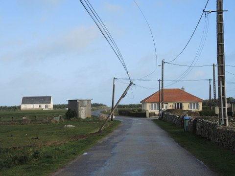 Tempête Zeus: des vents violents font deux morts et plusieurs blessés