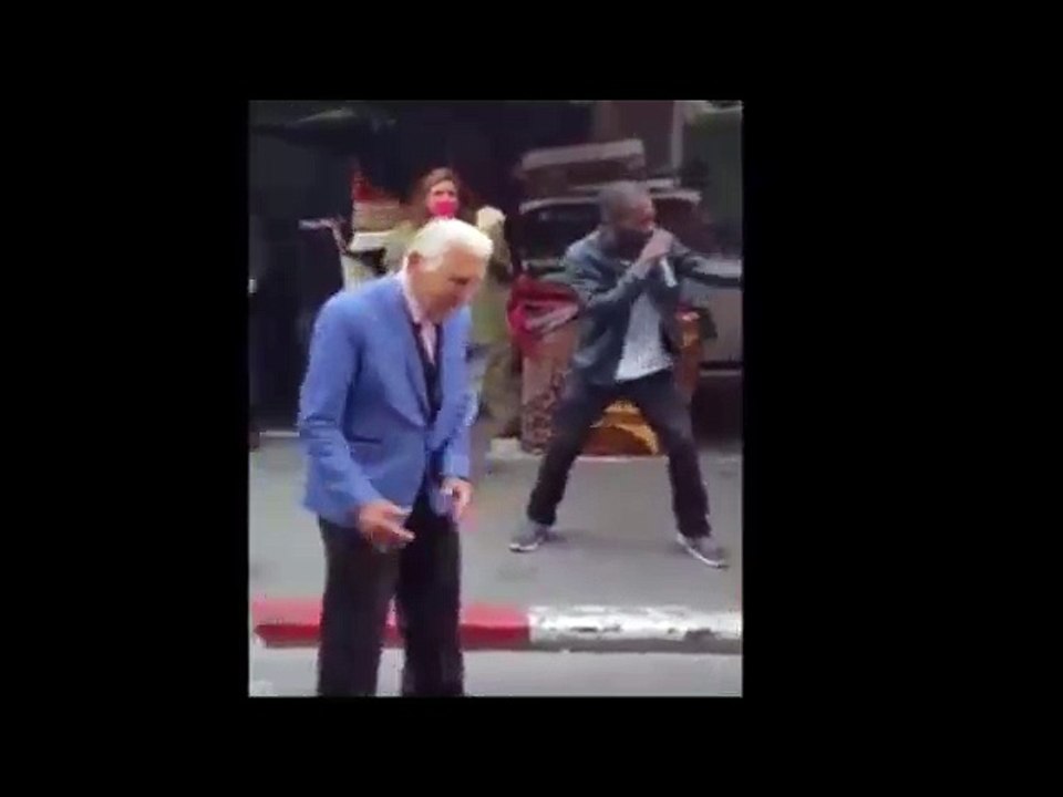 93 ans il met l'ambiance