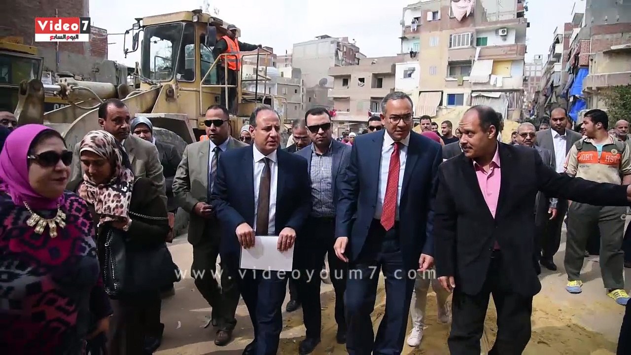 بالفيديو..محافظ الإسكندرية يضع حجر الأساس لبدء تطوير عزبتى حجازى وسكينة