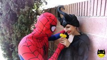 Joker Kissed рок-группа SpIDer Girl Superhero Fun Spiderman vs KISSES Maleficent! Frozen Elsa Baby Bad