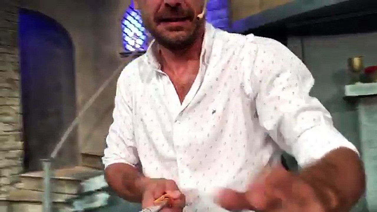 Pedro grabando el final de la última función de Abracadabra - 05 de Marzo
