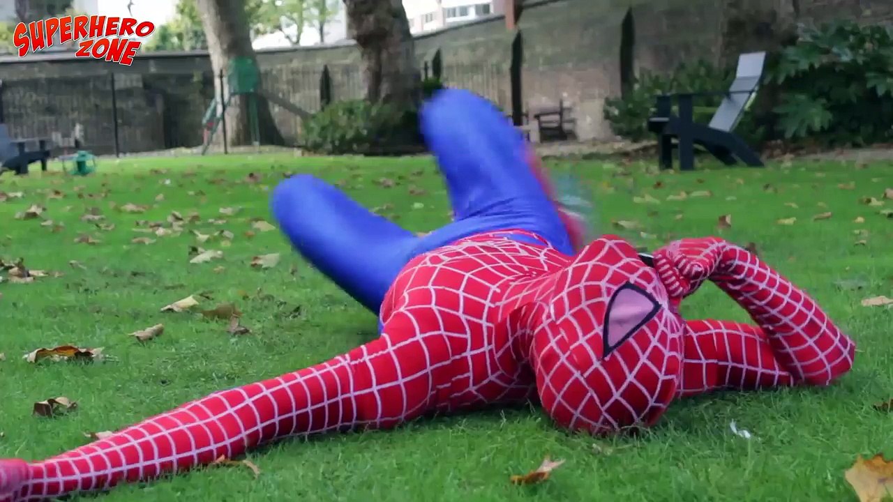 Frozen Elsa Loses Her DRESS! Spiderman vs Joker Harley Quinn Big Butt Paw Patrol Superhero