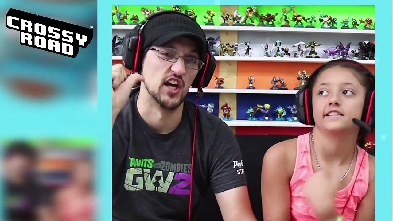 Lets Chomp on Crossy Road! PACMAN 256 Secret Characters Update (FGTEEV DUDDY & LEX Part 7