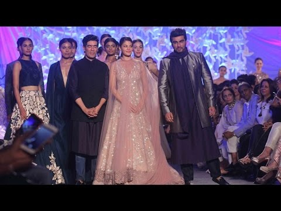 Lakme Fashion Week 2016 : Arjun, Jacqueline walked the ramp for Manish Malhotra