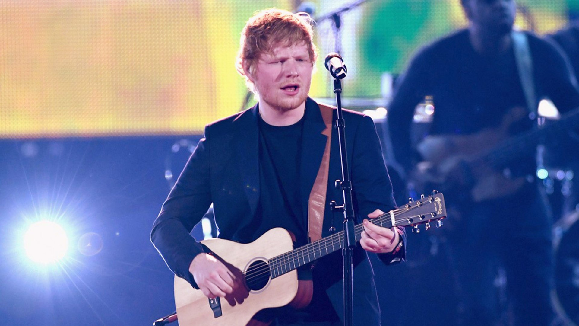 Ed Sheeran Performs Swoonworthy Renditions Of ‘Shape Of You’ At iHeart Awards