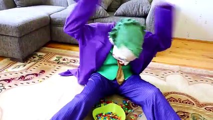 Pregnant Joker w:/ Baby! - Spiderman vs Frozen Elsa v Pink Spidergirl vs Venom - Fun Superheroes