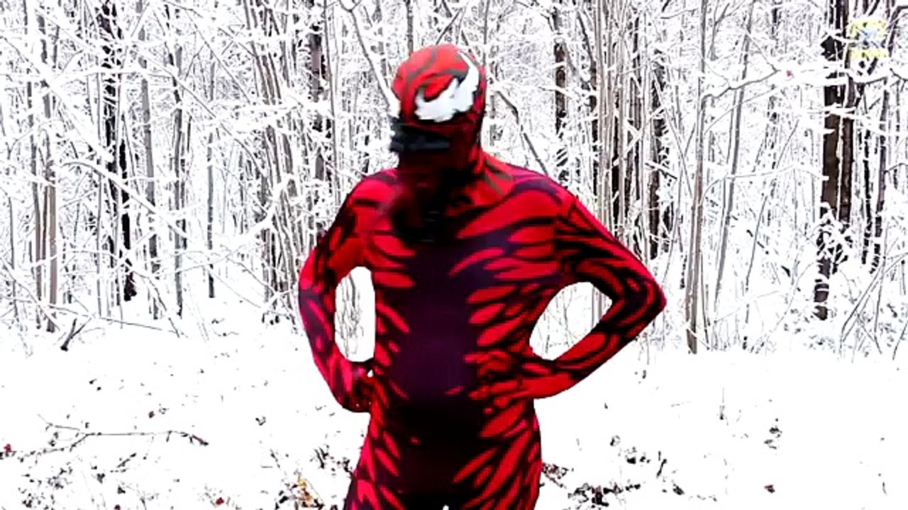 Spiderman vs Venom vs Carnage vs Zombie Spiderman! Superhéroe de Batalla de la Película en la Vida Real!
