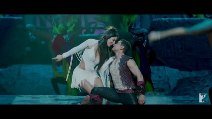 Muhteşem  Aamir Khan dans gösterisi - Malang