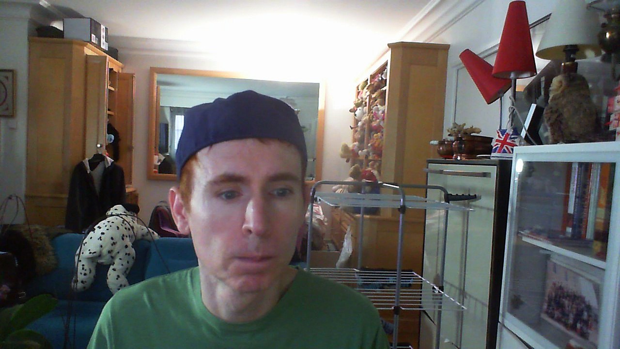 Wiwi égratigne "l'horizon" de Lisa Portelli