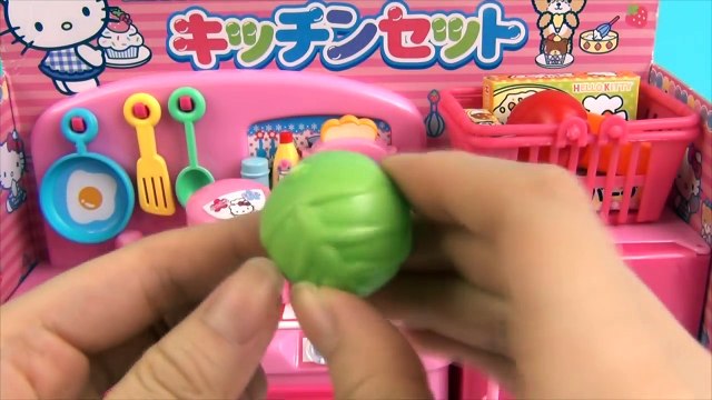Hello Kitty Grill Pretend Play Kitchen Play Food Cake & Vacuum! Kids Cooking & Cleaning To