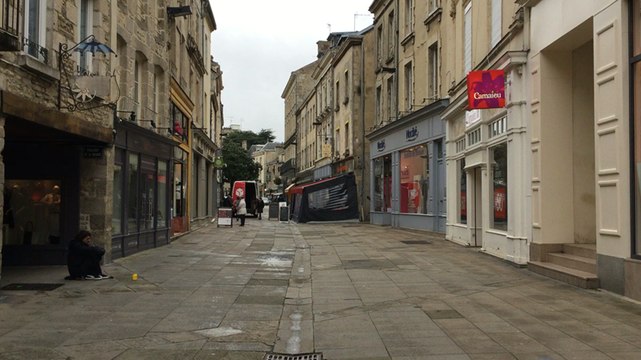 Lâcher de fauteuils rouges