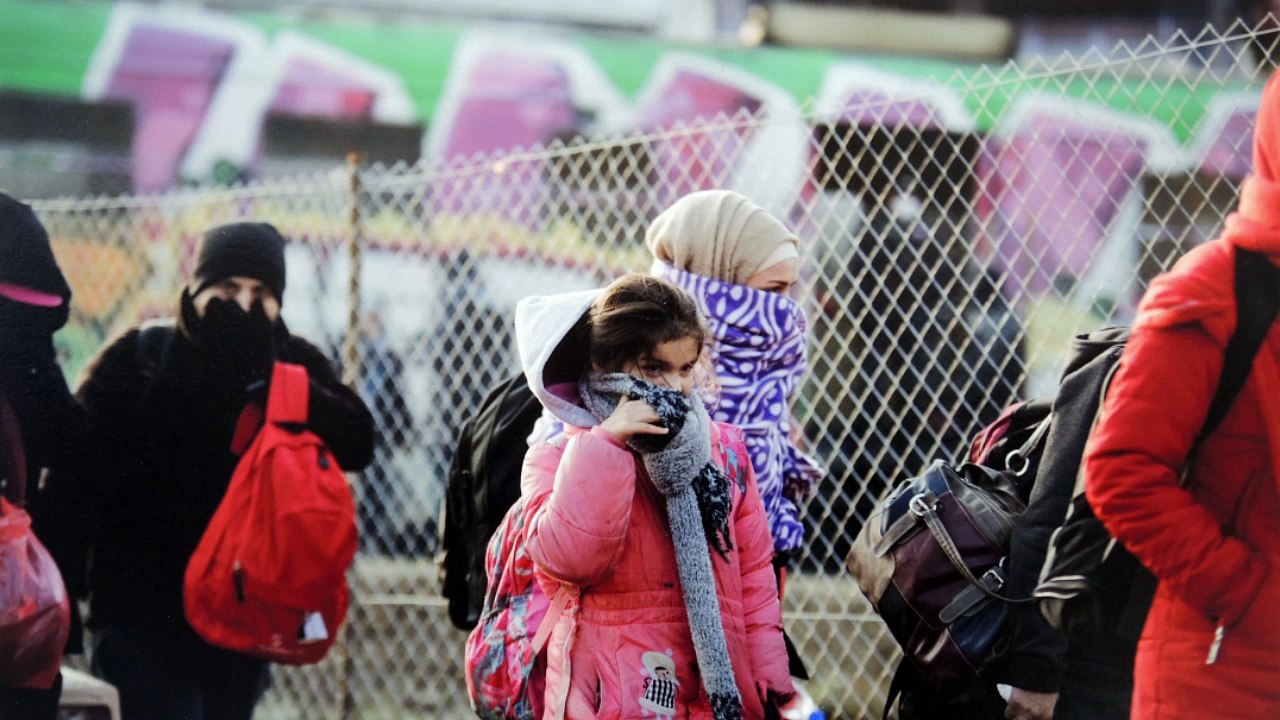 SUR LA ROUTE DES BALKANS : exposition photographique  d'Alain Thirel-Dailly Galerie Synapse Picardie Amiens