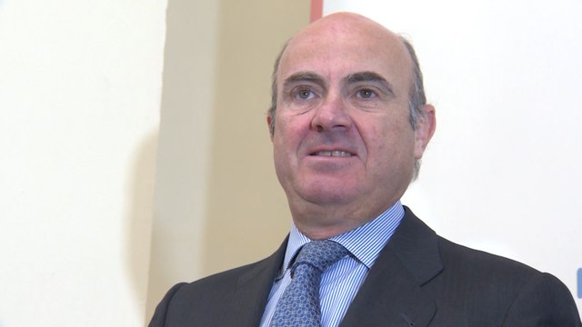 Guindos prevé hasta cuatro años con crecimientos