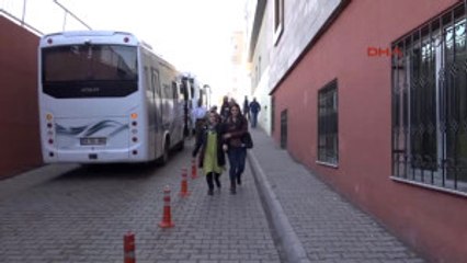 Kayseri Fetö Şüphelisi 21 Kadın Öğretmen Adliyeye Sevkedildi