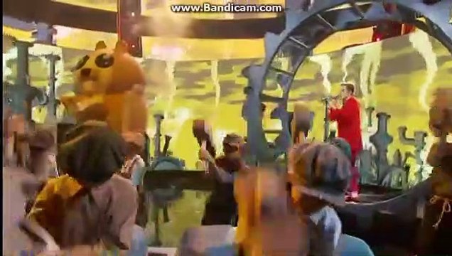 Katy Perry - Chained To The Rhythm ft. Skip Marley - Live iHeartRadio Music Awar