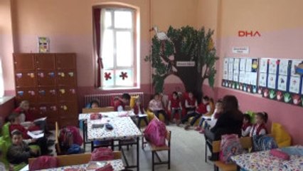 Edirne Kadın Öğretmenlerin 'çiçek' Okulu 1