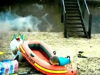 Kafası Patlayan Adam Agır Çekim Yeni İzle ve Gör Nası Patlıyor