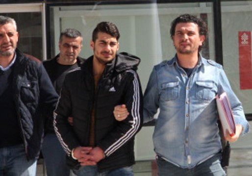 Tırnak Yeme Alışkanlığı, Sapıklık Yapan Gaspçıyı Yakalattı