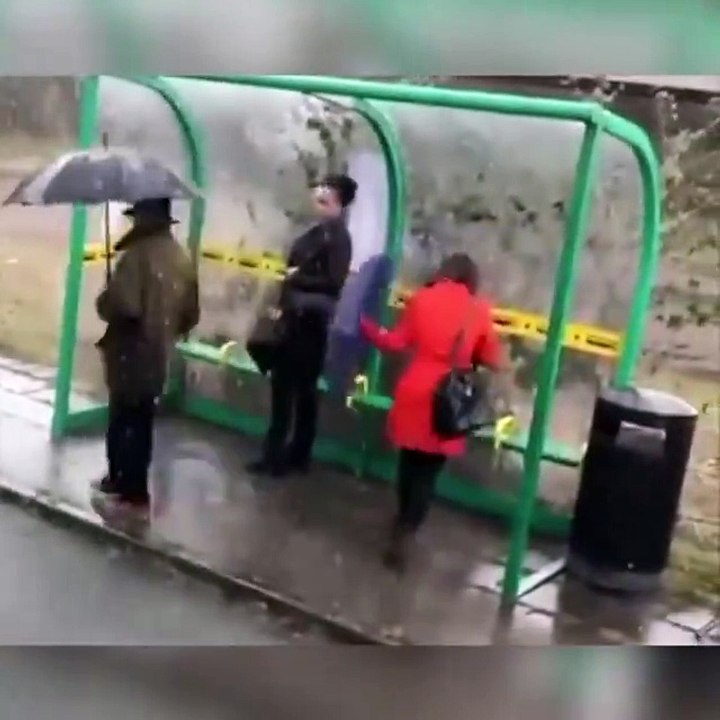 Quand vous pensez que vous avez une mauvaise journée, regardez ça...