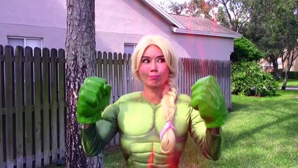 Princess Rapunzel Baby McDonalds Drive Thru w/ Happy Meal, Snow White, Catwoman, Bees