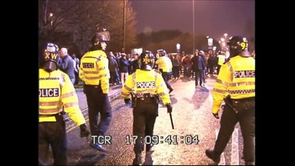 04/05 Leeds - Cardiff CCTV Leeds United Service Crew fight with police