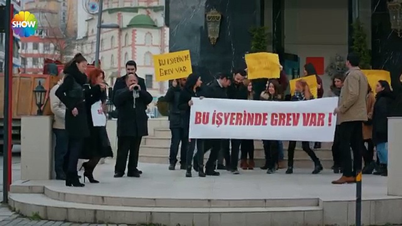 Aşk Laftan Anlamaz 31.Bölüm | Tuval, Murat için grev başlattı!