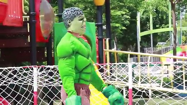 Человек-паук против Венома и Эльза Супергерои Бэтмен Джокер Супермен Халк Капитан Америка Железный Человек