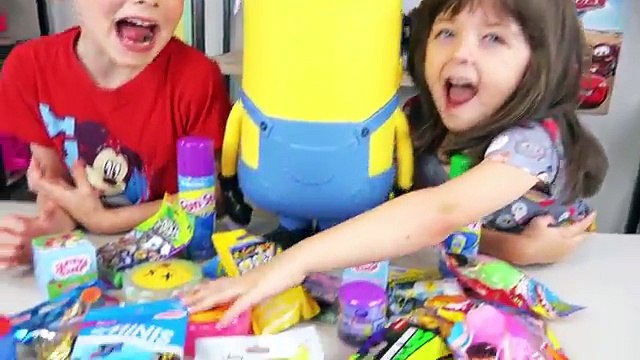 HUGE Trolls Movie Surprise Car Toy Surprise Eggs Girl Toys Slime Baff Dreamworks Kinder Pl