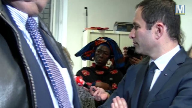 La visite de Benoît Hamon aux chibanis de Marseille