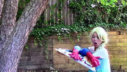 Frozen Elsa & Snow white lose their Arm? Spiderman Loses his head w/ catbaby, catwoman, hu