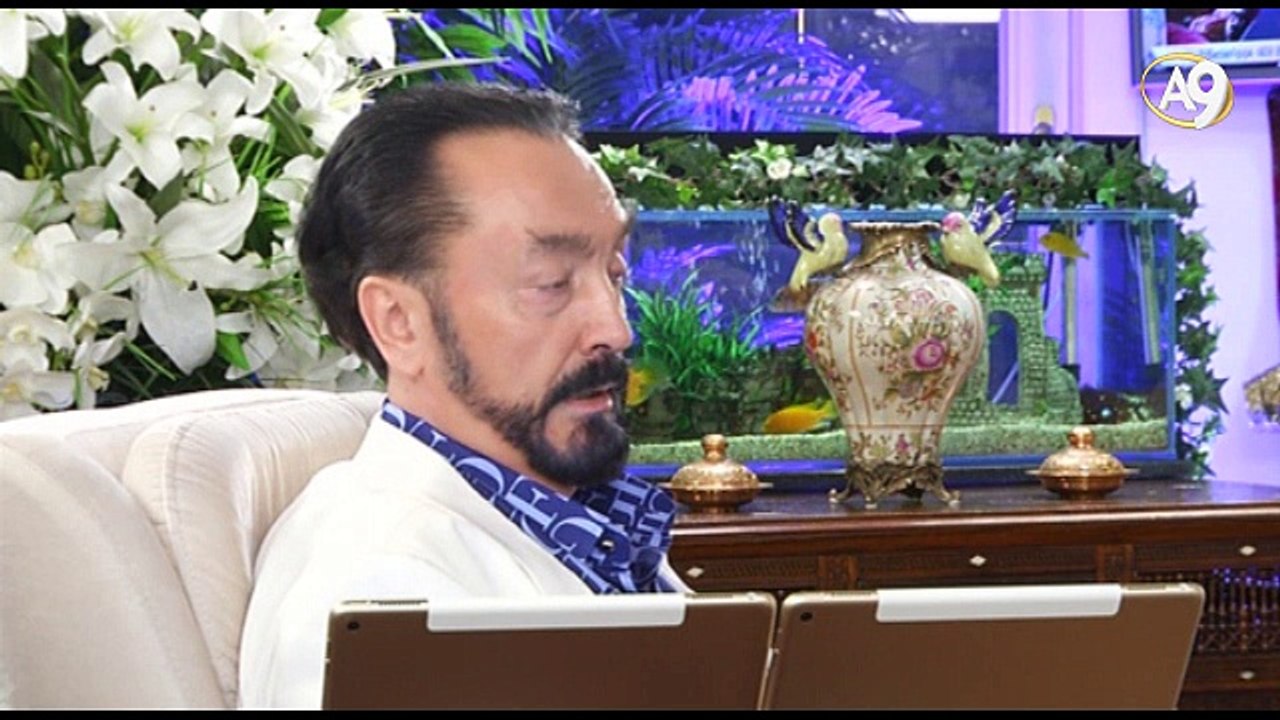 Kuran aşkın kitabıdır. Allah aşkını ve Allah için Allah’ın yarattıklarına aşkı anlatır.