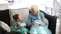 Congelados Elsa Gemelas Bebé Sirenas vs Maléfica Sirena de Doble Rosa Spidergirls Divertida Broma Spi