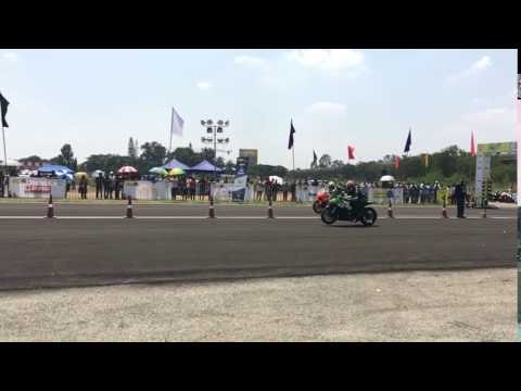 Vroom Drag Race 2016 | Jakkur, Bangalore | Super Bikes 38 - DriveSpark