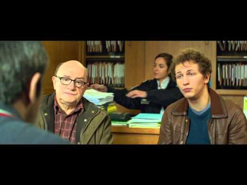 Les Souvenirs - Commissariat (extrait)