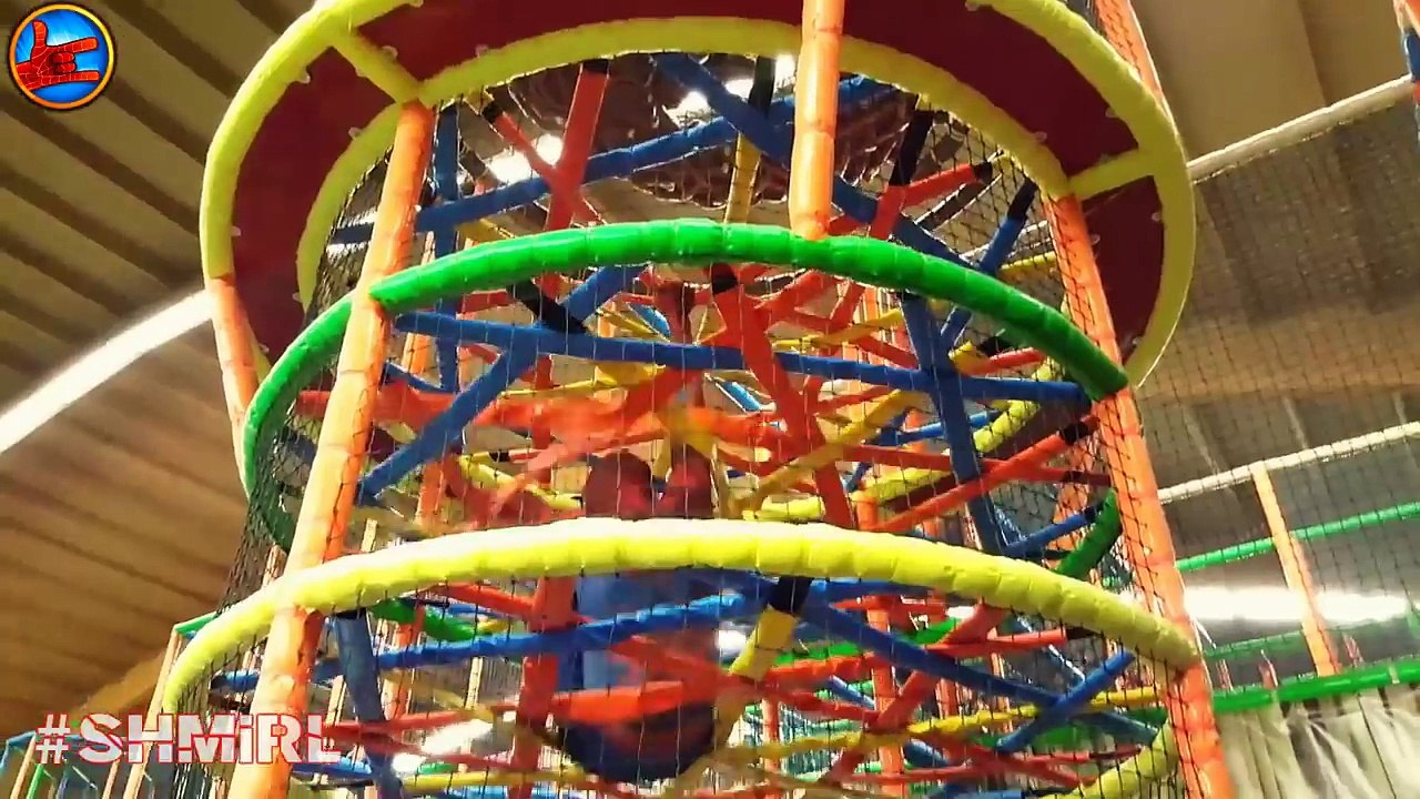 Замороженные elsa день рождения и розовый Человек-паук как замороженные elsa Spiderelsa Человек-Паук супергерой в реальной жизни