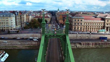 Surga Yang Tak Dirindukan 2 - Official Behind The Scene