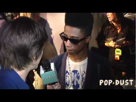 POPDUST @ the 2011 VMAs: Lil Twist